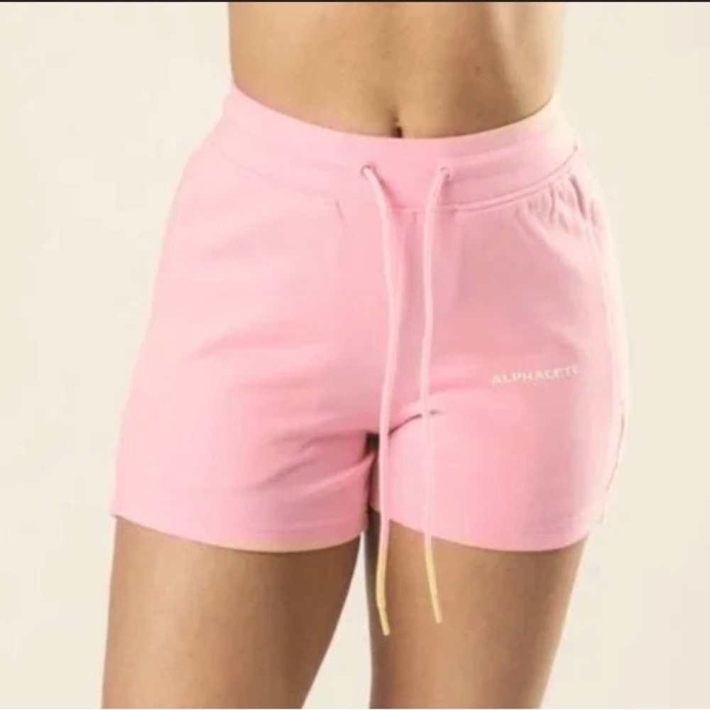 Alphalete Essential Core Shorts